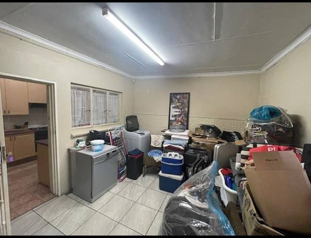 3 BEDROOM PROPERTY TO RENT IN BONAERO PARK